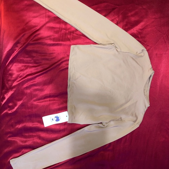 Polyester Blend 2 Piece Set - Picture 1 of 7